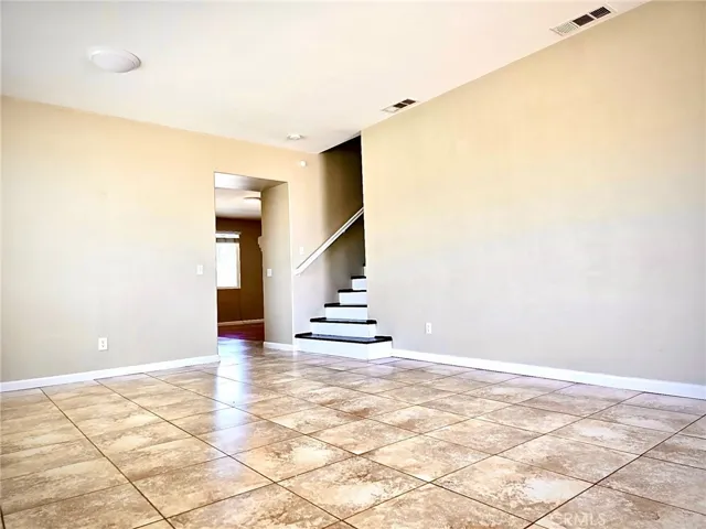 13377 Porter Creek Street, Oak Hills, California 92344