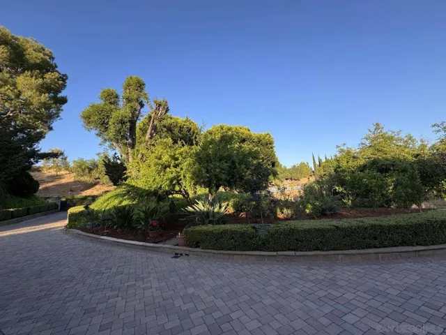 5553 Scenic View Dr, Yorba Linda, California 92886