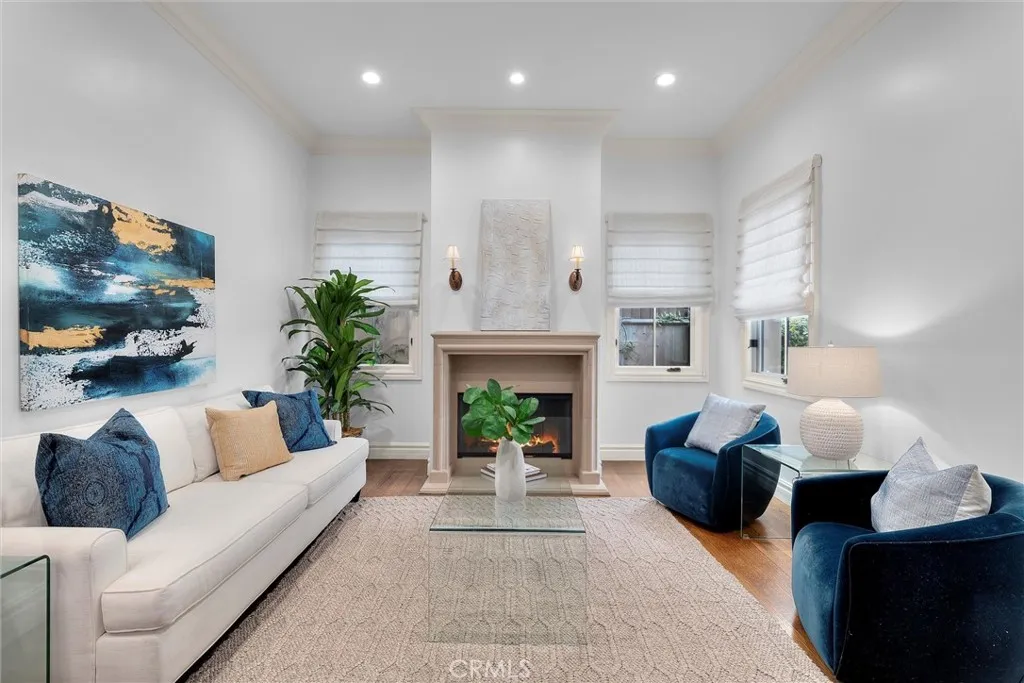 114 N Ardmore Avenue, Manhattan Beach, California 90266, 5 Bedrooms Bedrooms, ,5 BathroomsBathrooms,Residential Lease,For Rent,Ardmore,SB25137064