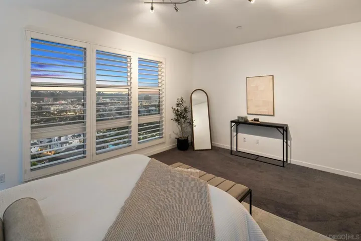 2779 Via Alta Pl, San Diego, California 92108