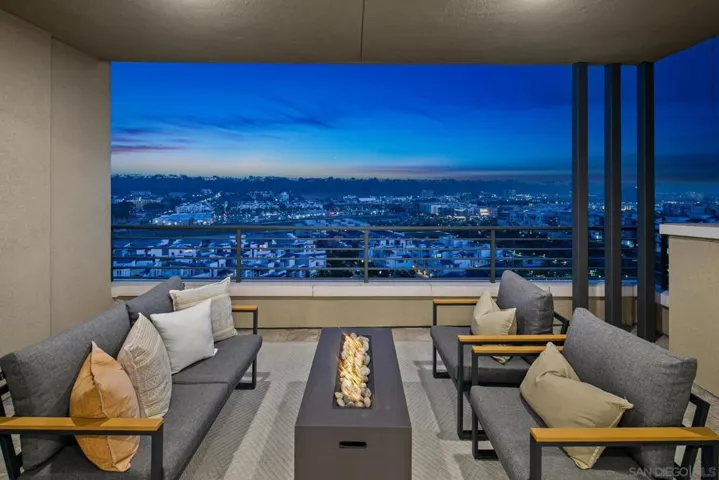 2779 Via Alta Pl, San Diego, California 92108