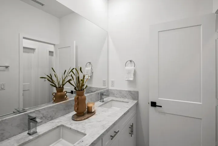 2779 Via Alta Pl, San Diego, California 92108