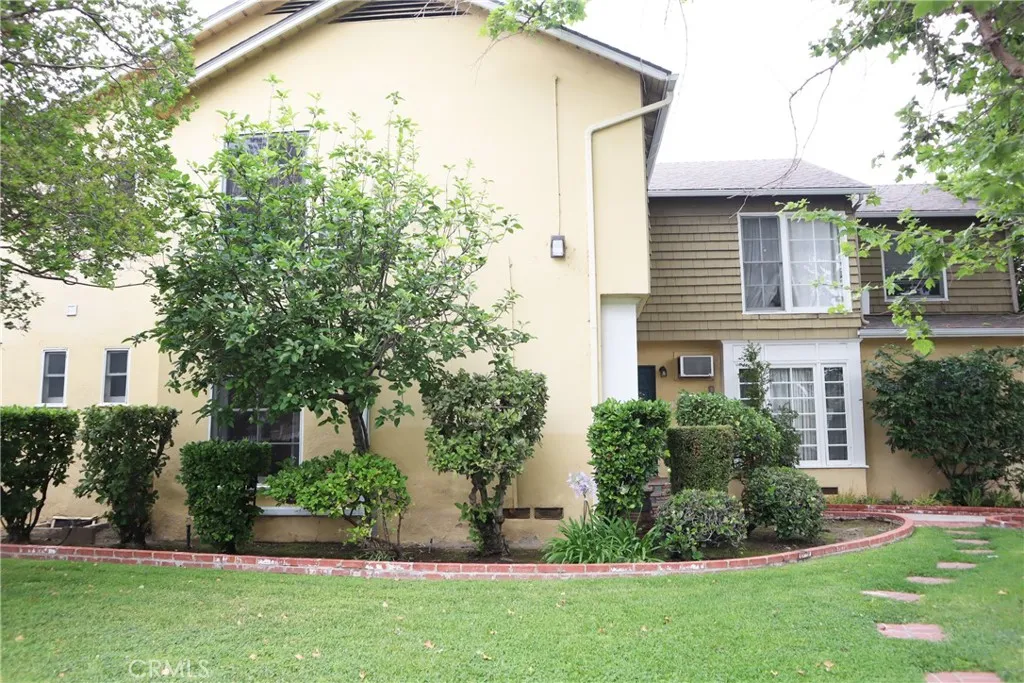 11755 Moorpark Street, Studio City, California 91604 home-pic-6
