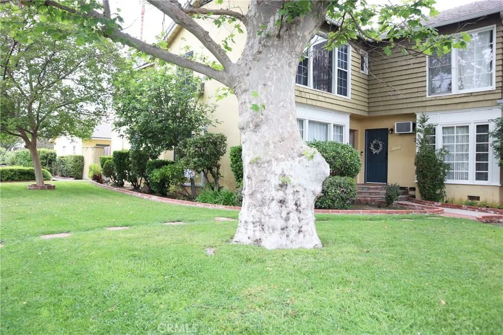 11755 Moorpark Street, Studio City, California 91604 home-pic-5