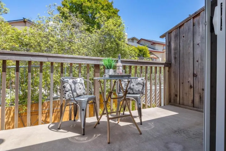 3360 Houts Drive A, Santa Cruz, California 95065