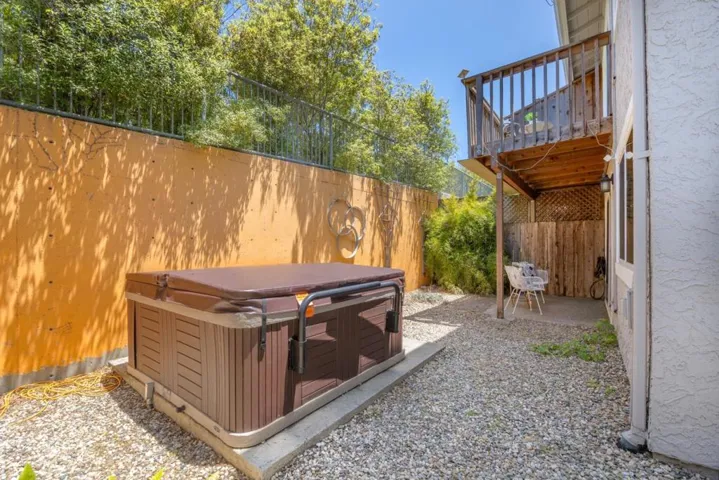 3360 Houts Drive A, Santa Cruz, California 95065