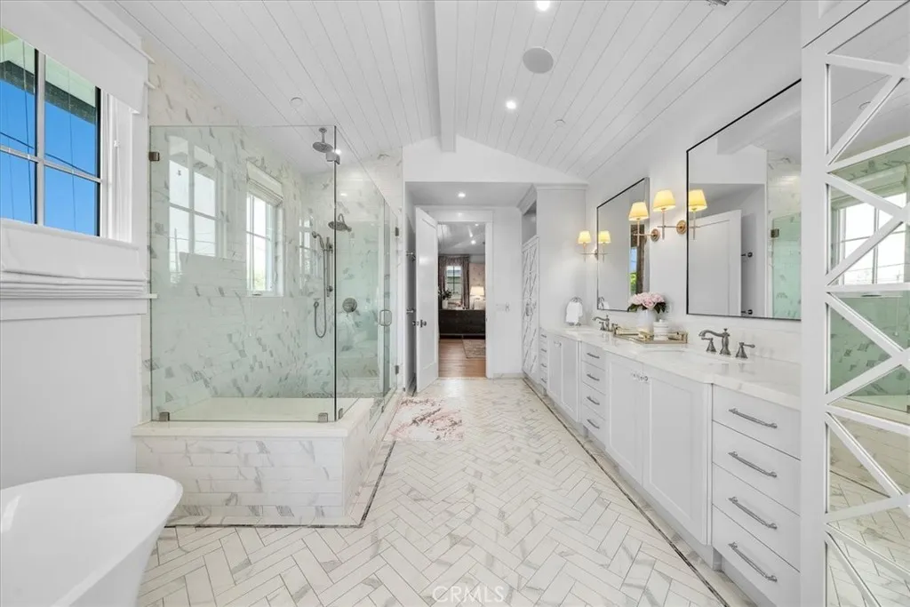 910 28th Street, Manhattan Beach, California 90266 home-pic-36