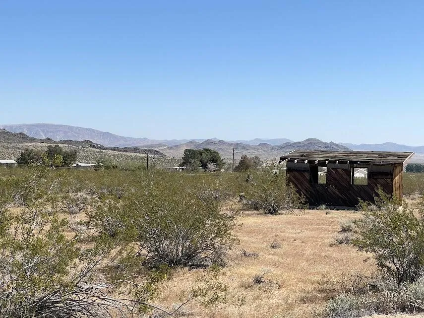 216 Jesse Road, Landers, California 92285 home-pic-18