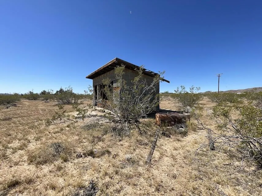 216 Jesse Road, Landers, California 92285 home-pic-23