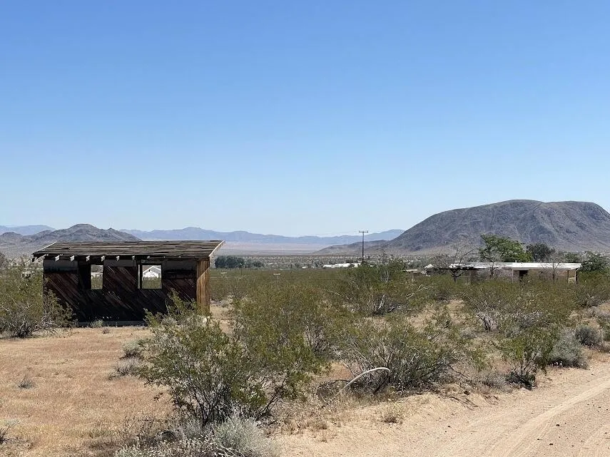 216 Jesse Road, Landers, California 92285 home-pic-1