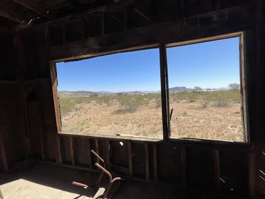 216 Jesse Road, Landers, California 92285 home-pic-6