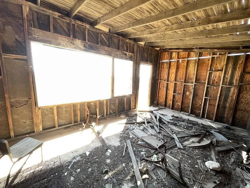 216 Jesse Road, Landers, California 92285 home-pic-5