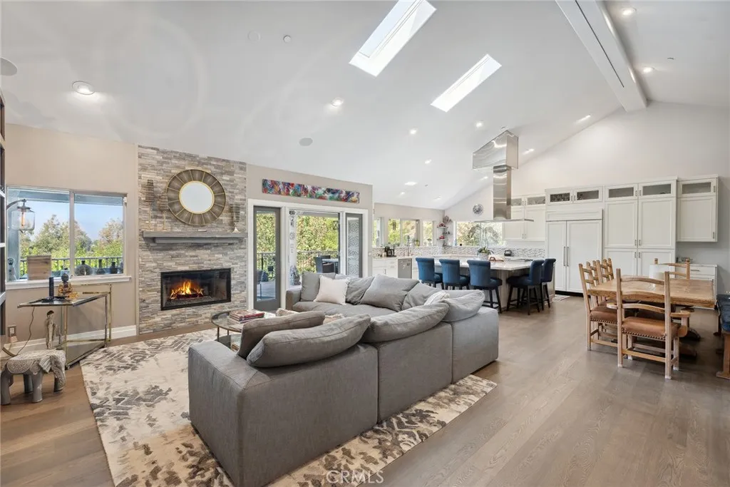 24311 Sylvan Glen Road, Calabasas, California 91302 home-pic-9