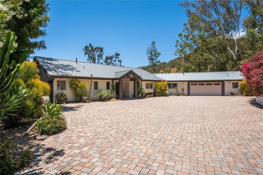24311 Sylvan Glen Road, Calabasas, California 91302 home-pic-0