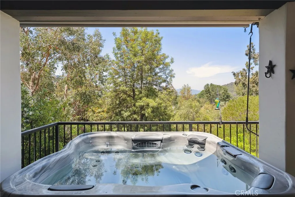 24311 Sylvan Glen Road, Calabasas, California 91302 home-pic-28
