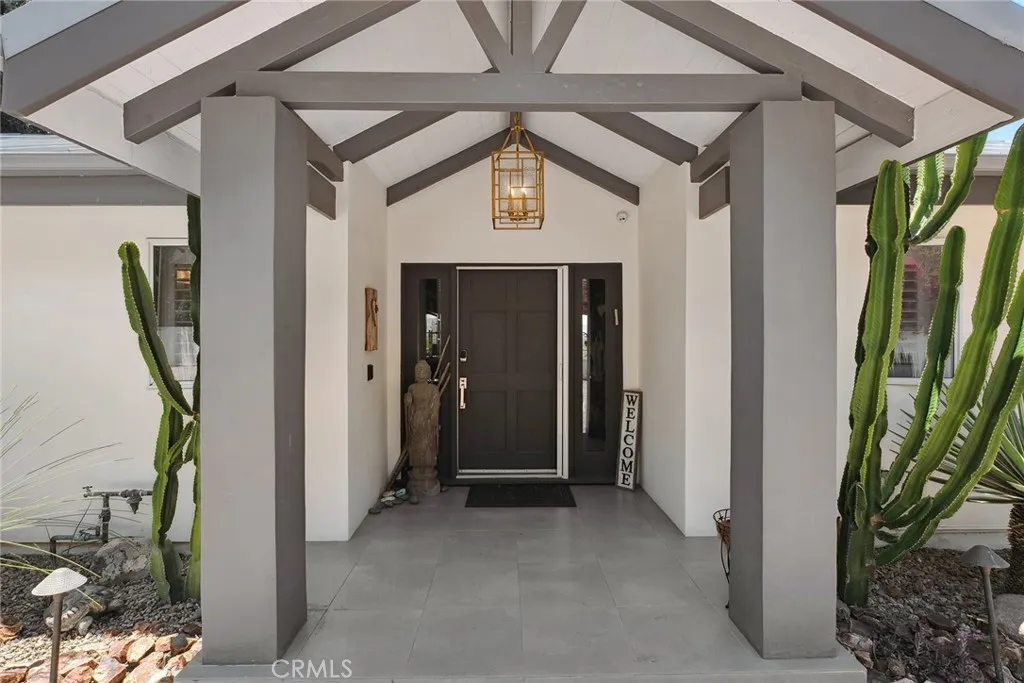 24311 Sylvan Glen Road, Calabasas, California 91302 home-pic-4