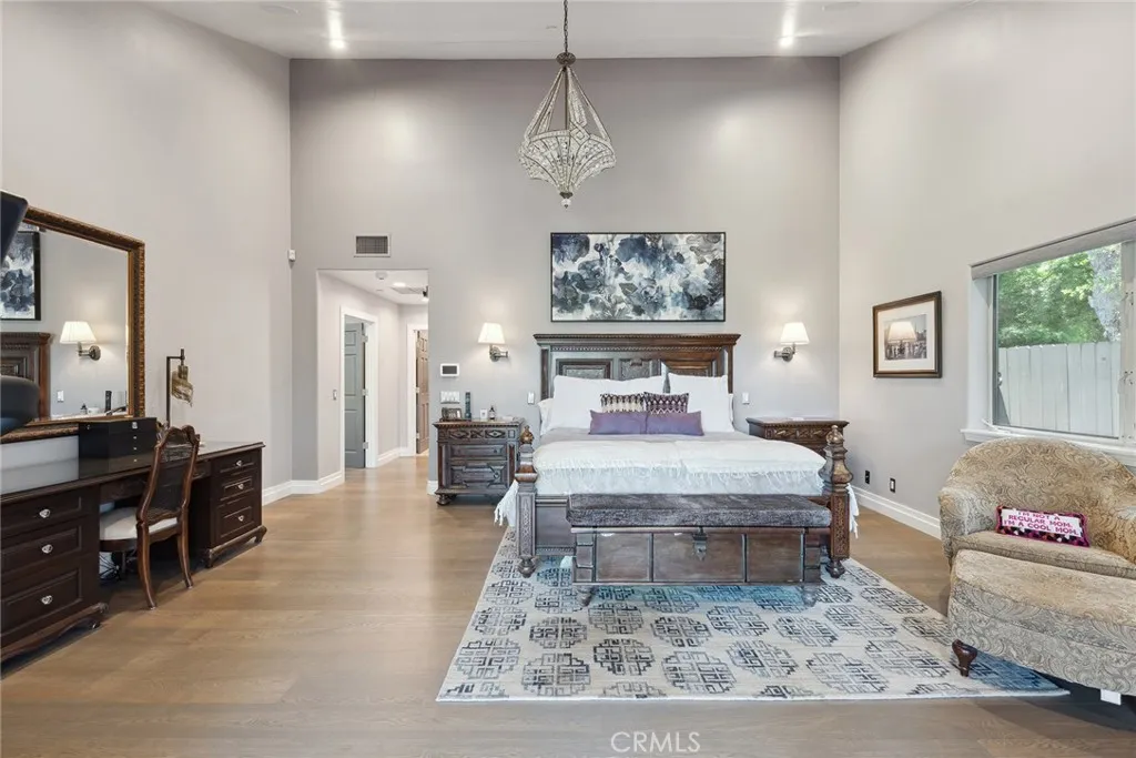 24311 Sylvan Glen Road, Calabasas, California 91302 home-pic-13