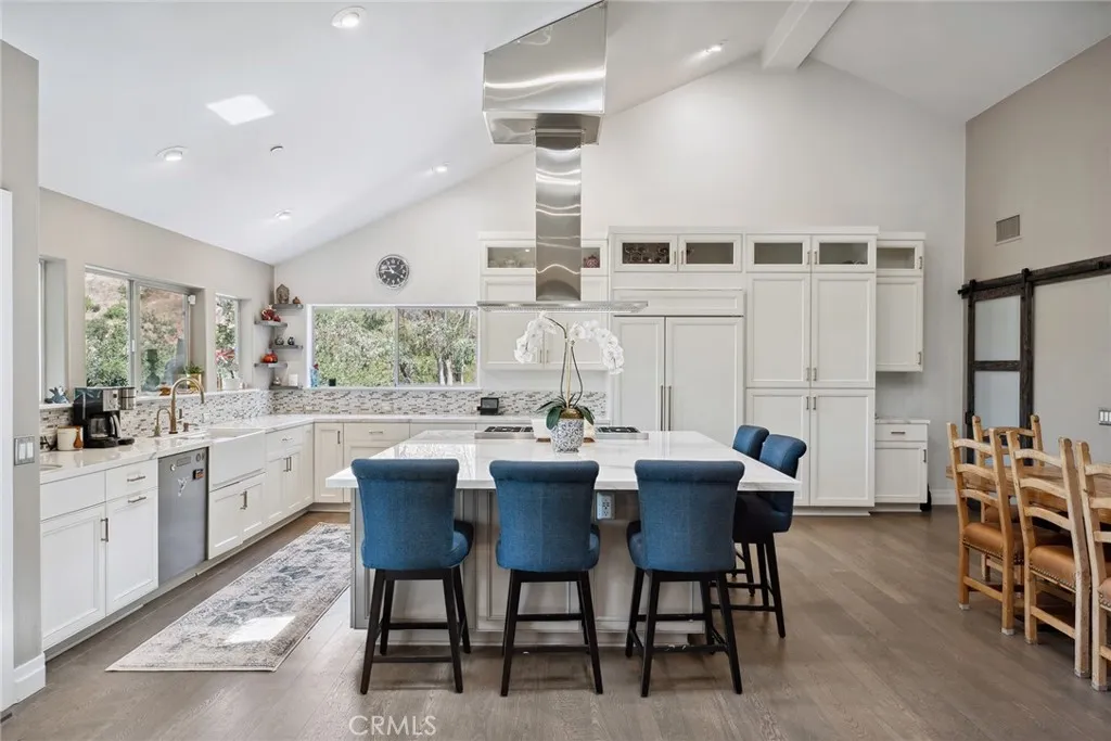24311 Sylvan Glen Road, Calabasas, California 91302 home-pic-6