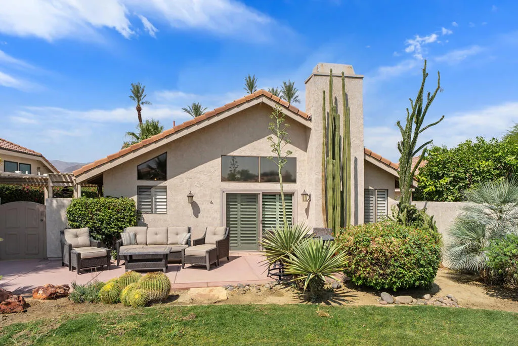 6 La Jolla Drive, Palm Desert, California 92260 home-pic-7
