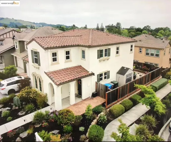1811 Velvetleaf Ln, Santa Rosa, California 95404