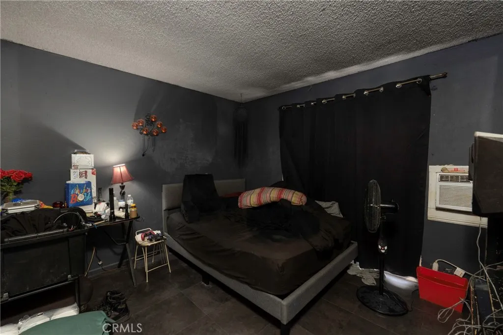 4760 Crest Avenue, Riverside, California 92503 home-pic-10