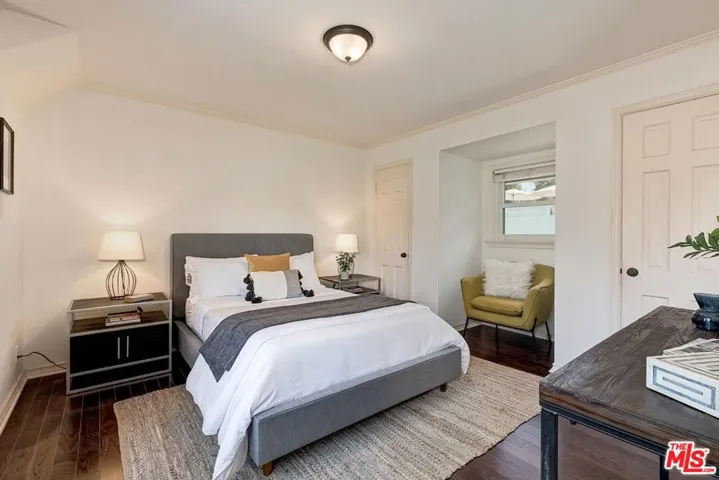 400 S Bentley Avenue, Los Angeles, California 90049