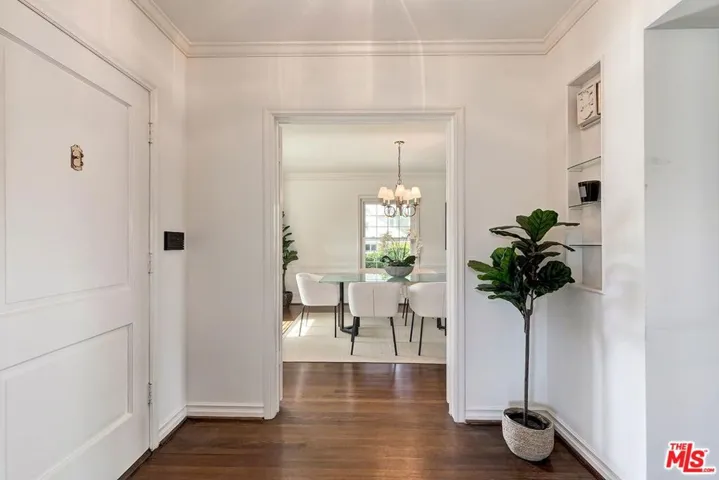 400 S Bentley Avenue, Los Angeles, California 90049