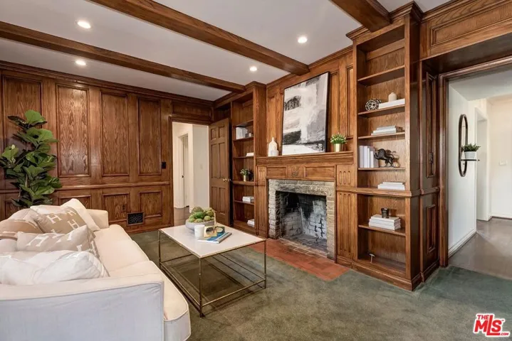 400 S Bentley Avenue, Los Angeles, California 90049