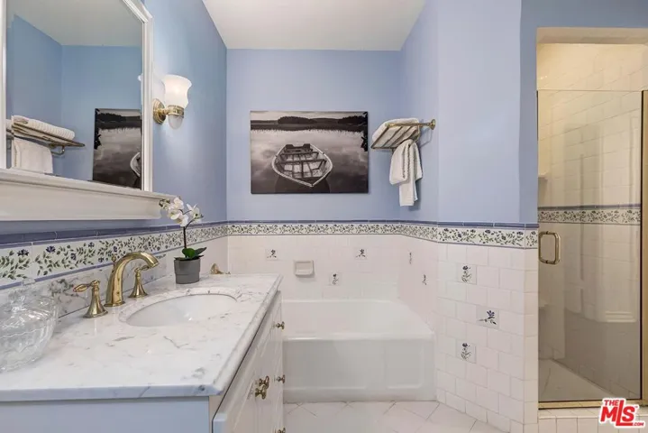 400 S Bentley Avenue, Los Angeles, California 90049