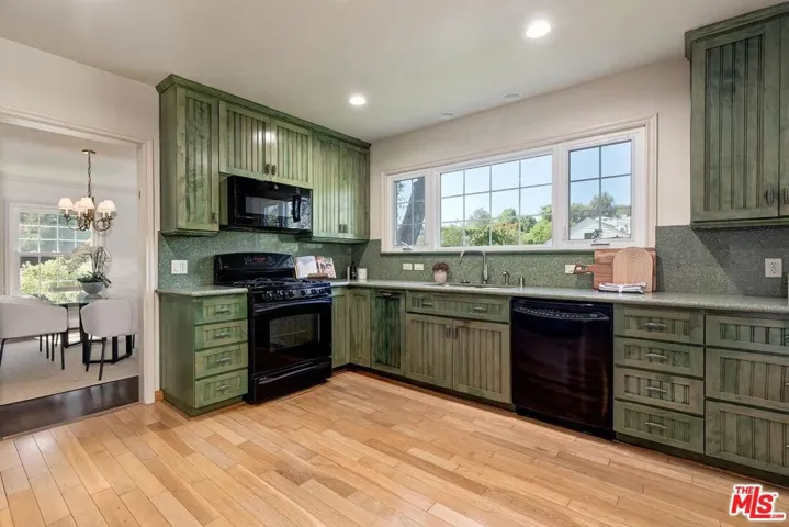 400 S Bentley Avenue, Los Angeles, California 90049