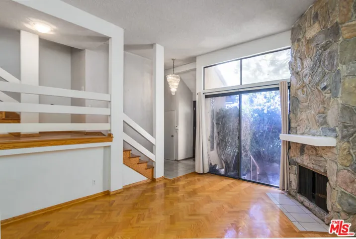 14311 Hartsook Street, Sherman Oaks, California 91423
