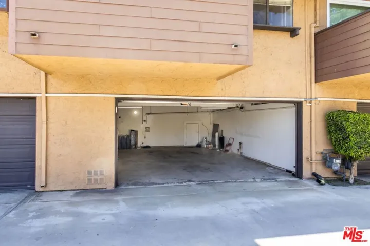parking for 2 cars