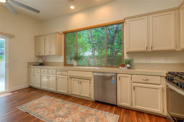 204 Mission Serra Terrace, Chico, California 95926