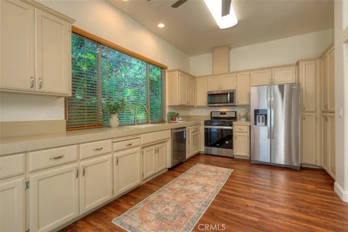204 Mission Serra Terrace, Chico, California 95926
