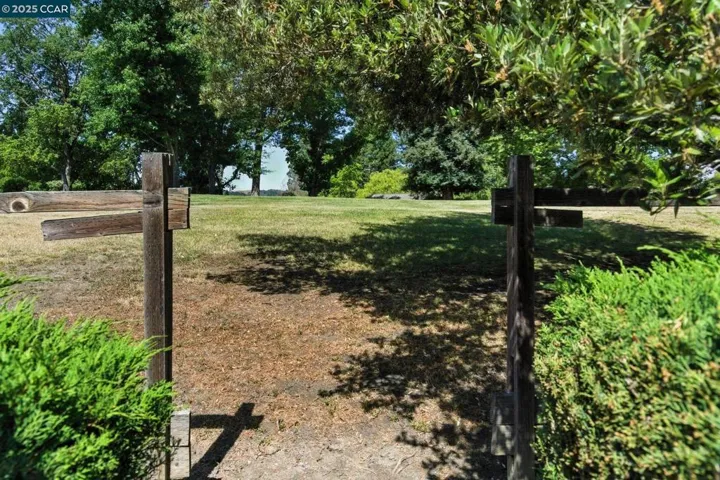 575 Old Orchard Dr, Danville, California 94526