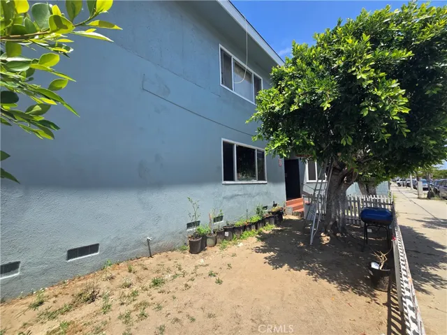 923 W G Street 8, Wilmington, California 90744