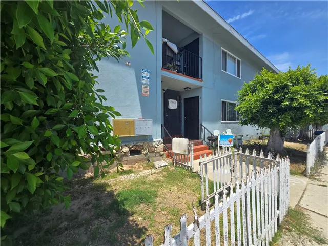 923 W G Street 8, Wilmington, California 90744
