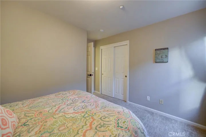 Guest bedroom #1