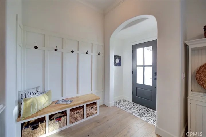 Entry way