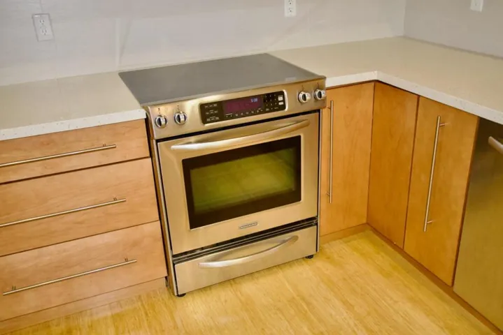 7203 Shelter Creek Lane, San Bruno, California 94066