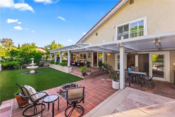 24236 Via San Clemente, Mission Viejo, California 92692