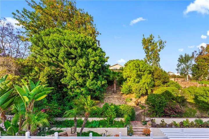 24236 Via San Clemente, Mission Viejo, California 92692