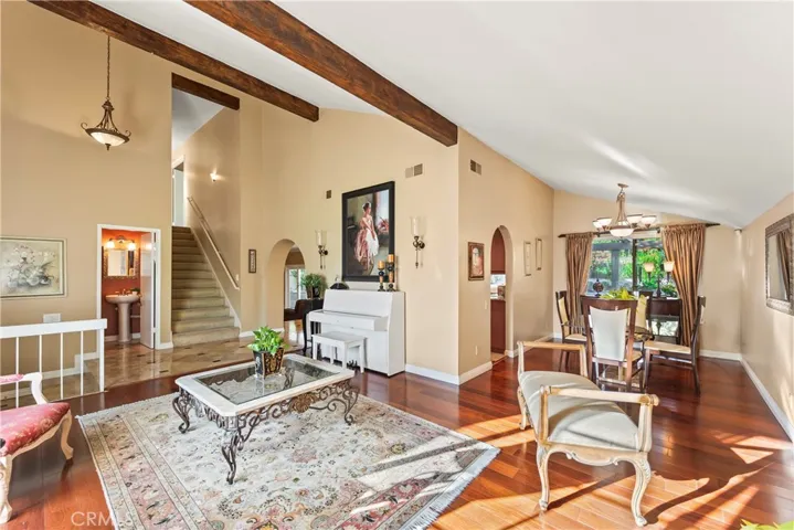24236 Via San Clemente, Mission Viejo, California 92692