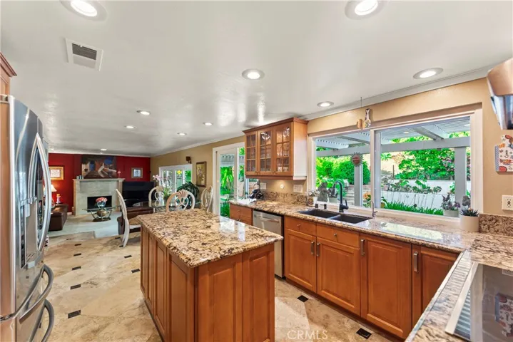 24236 Via San Clemente, Mission Viejo, California 92692