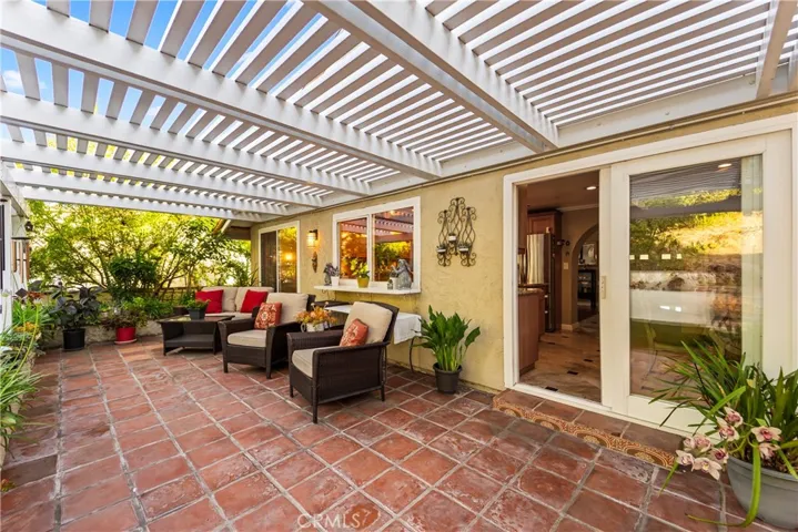 24236 Via San Clemente, Mission Viejo, California 92692