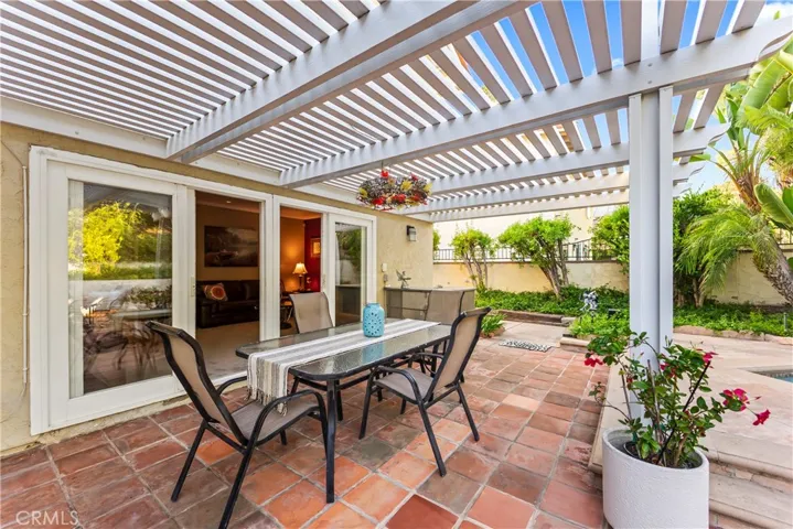 24236 Via San Clemente, Mission Viejo, California 92692
