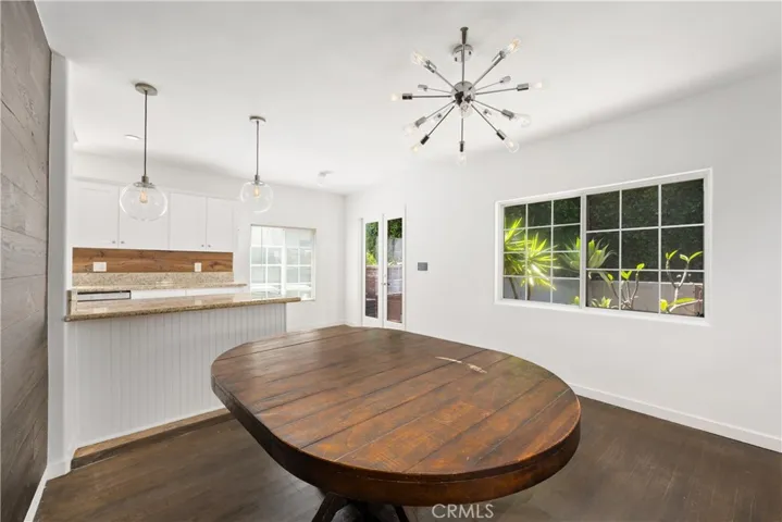 1944 Chariton Street, Los Angeles, California 90034