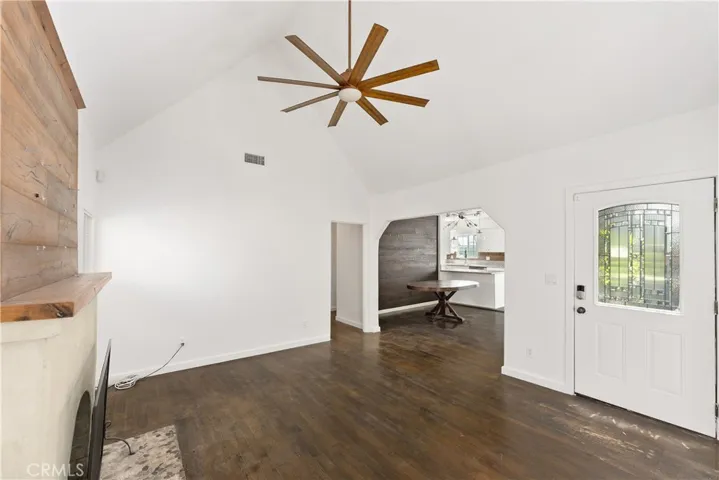 1944 Chariton Street, Los Angeles, California 90034