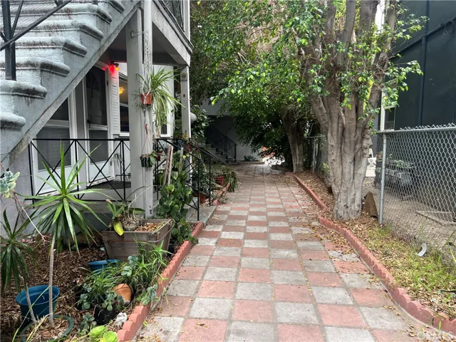 11316 Venice Boulevard, Los Angeles, California 90066