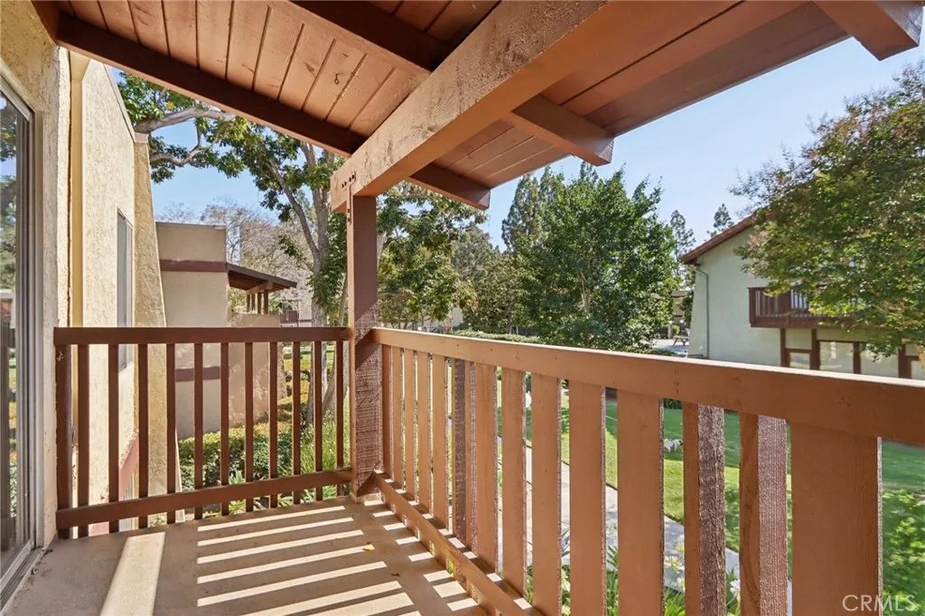 1010 W Macarthur Boulevard 24, Santa Ana, California 92707 home-pic-23